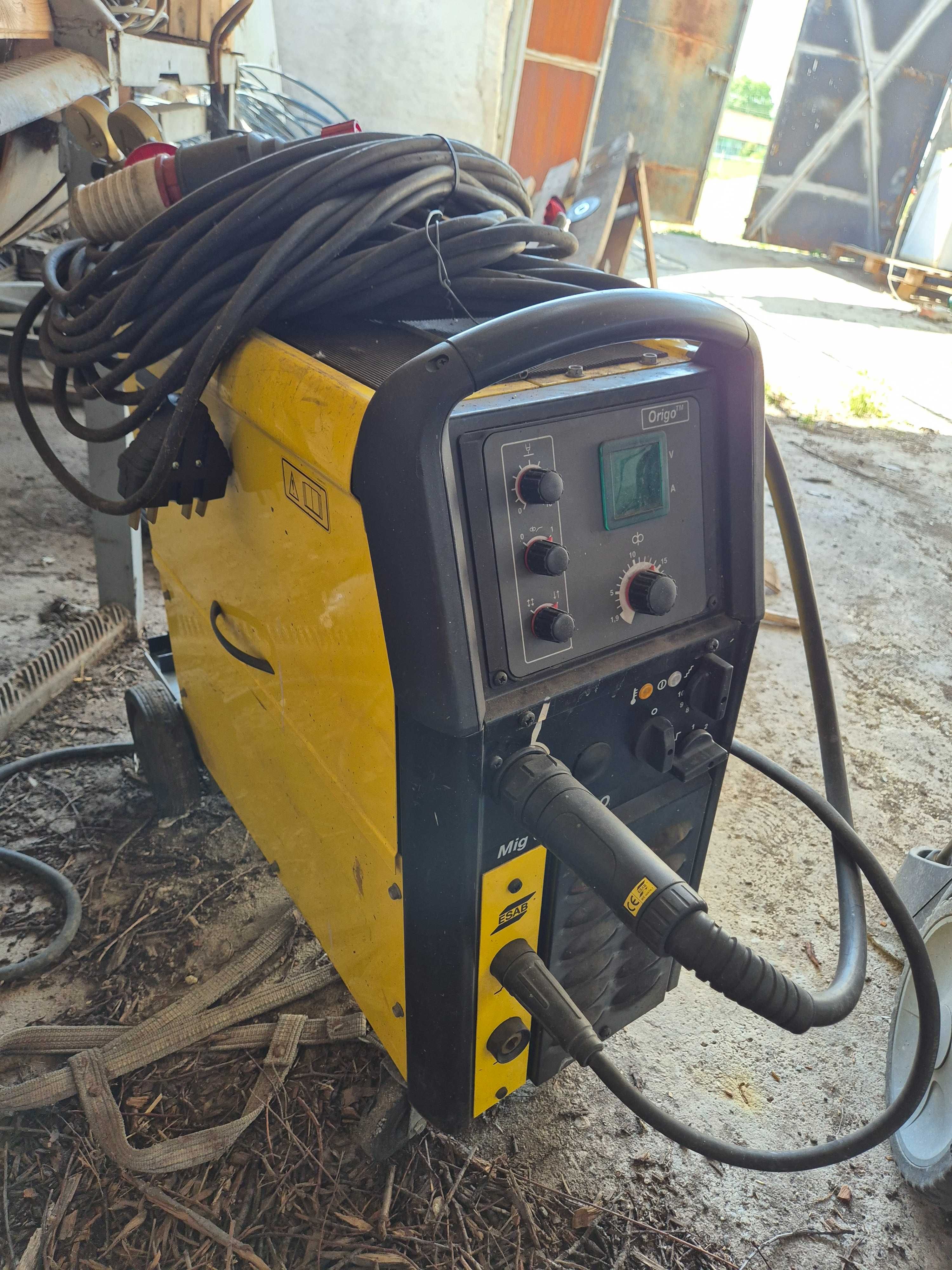 Професионален заваръчен апарат ESAB Origo Mig C340 PRO