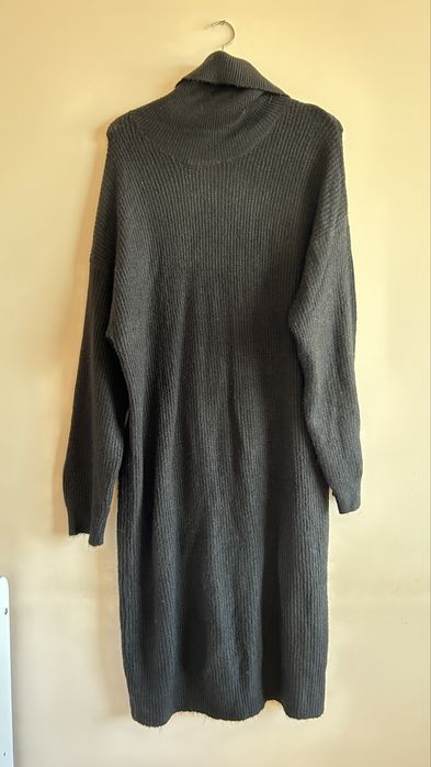 Дълга рокля-пуловер