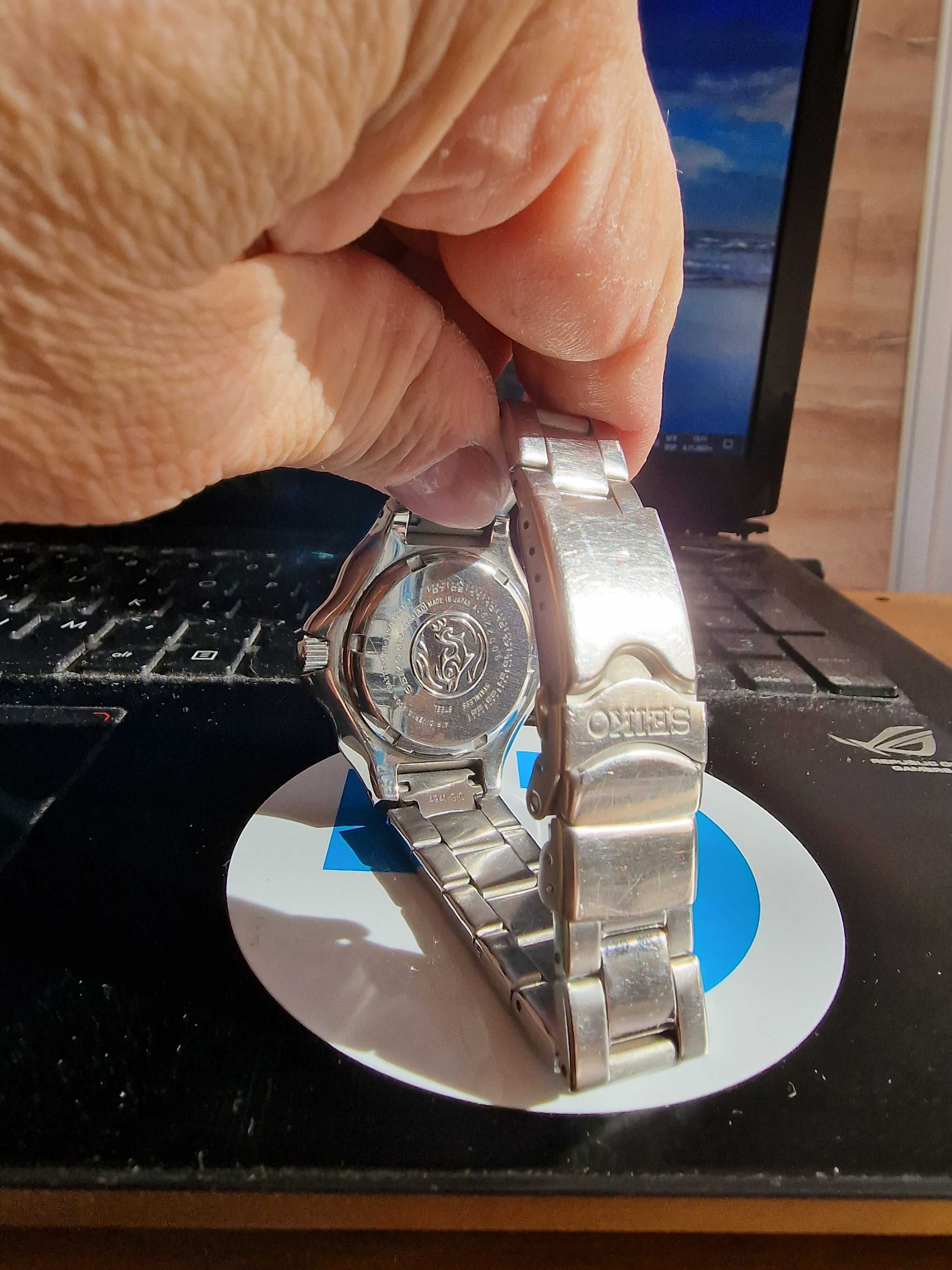 Продавам Seiko 8F35