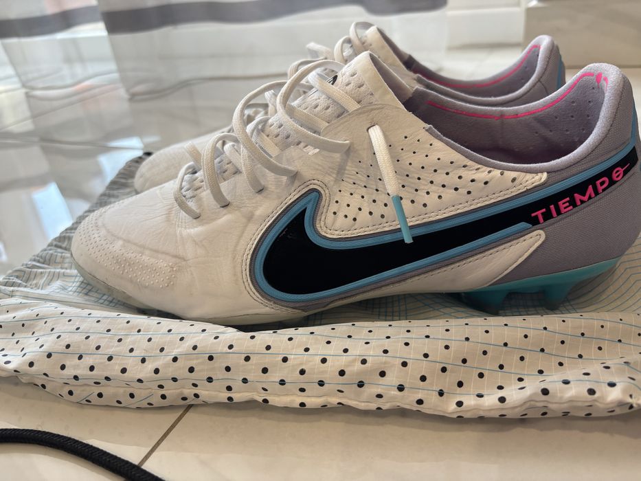 Nike Tiempo, номер44.5 Носени само 2 месеца