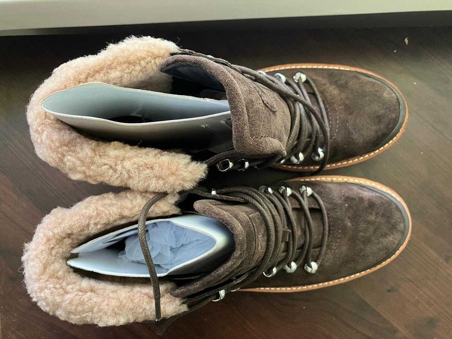 ghete  Marc Fisher  Cade 40 41