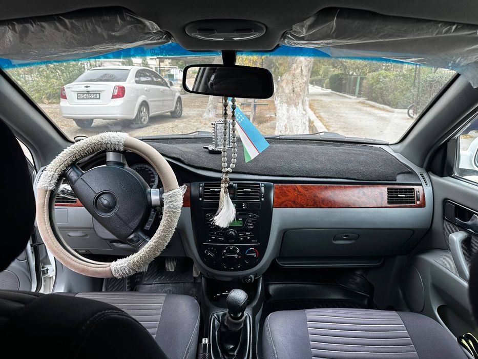 Ласетти 1.8 на продаже.