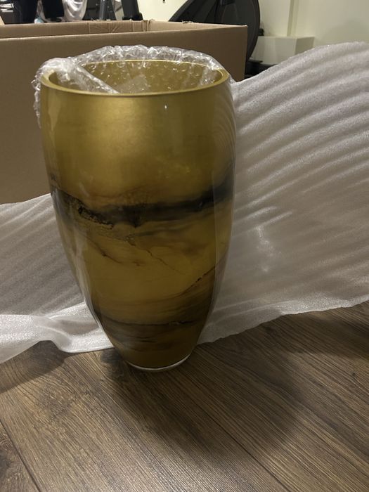 Vaza flori marmorata.