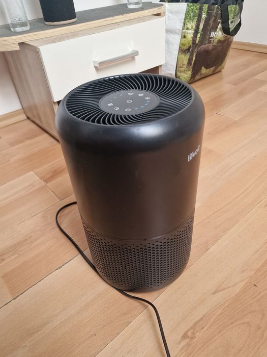 Levoit core 300 air purifier ca nou