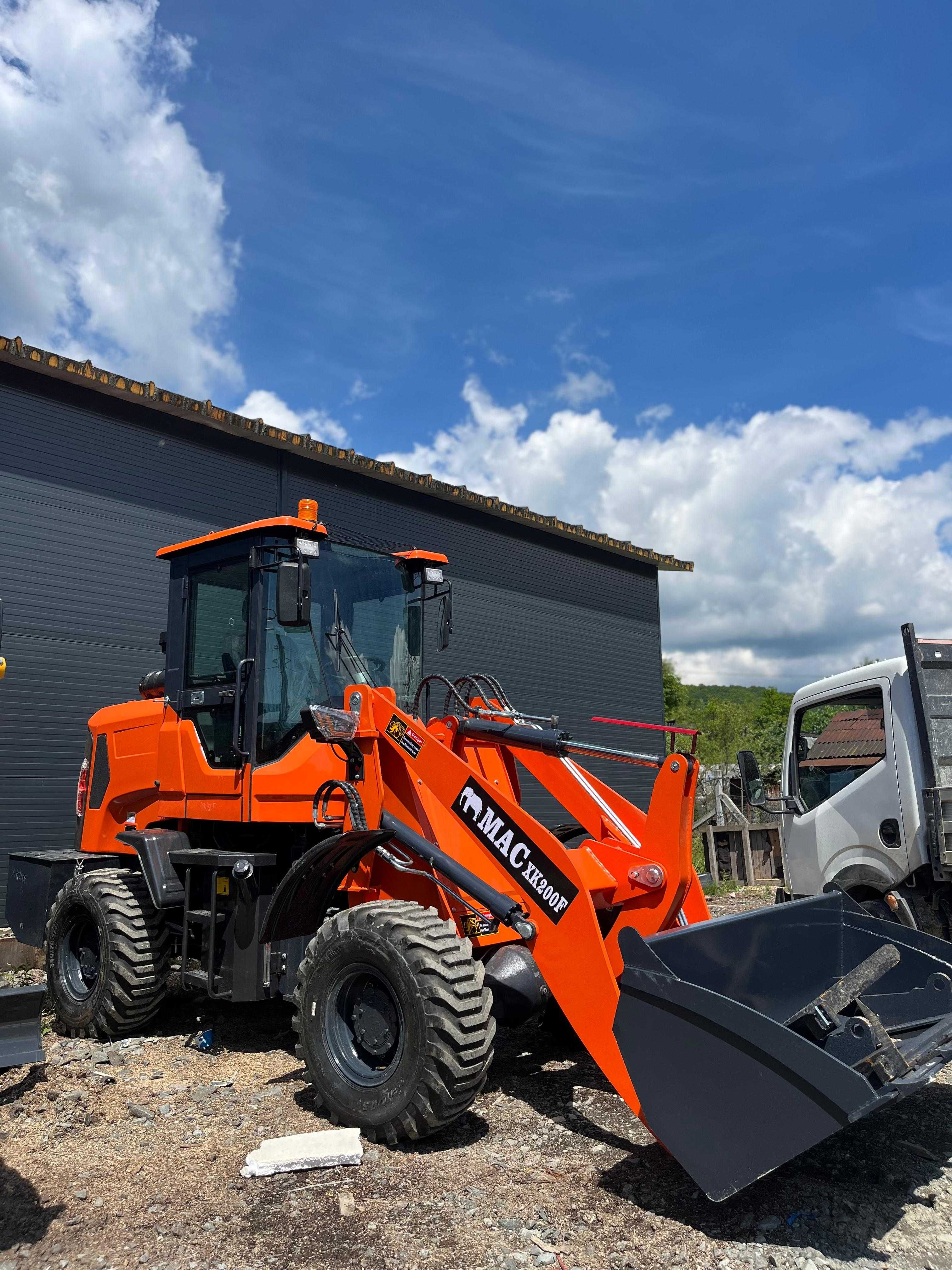 Vola 4x4 încărcător frontal XK200F