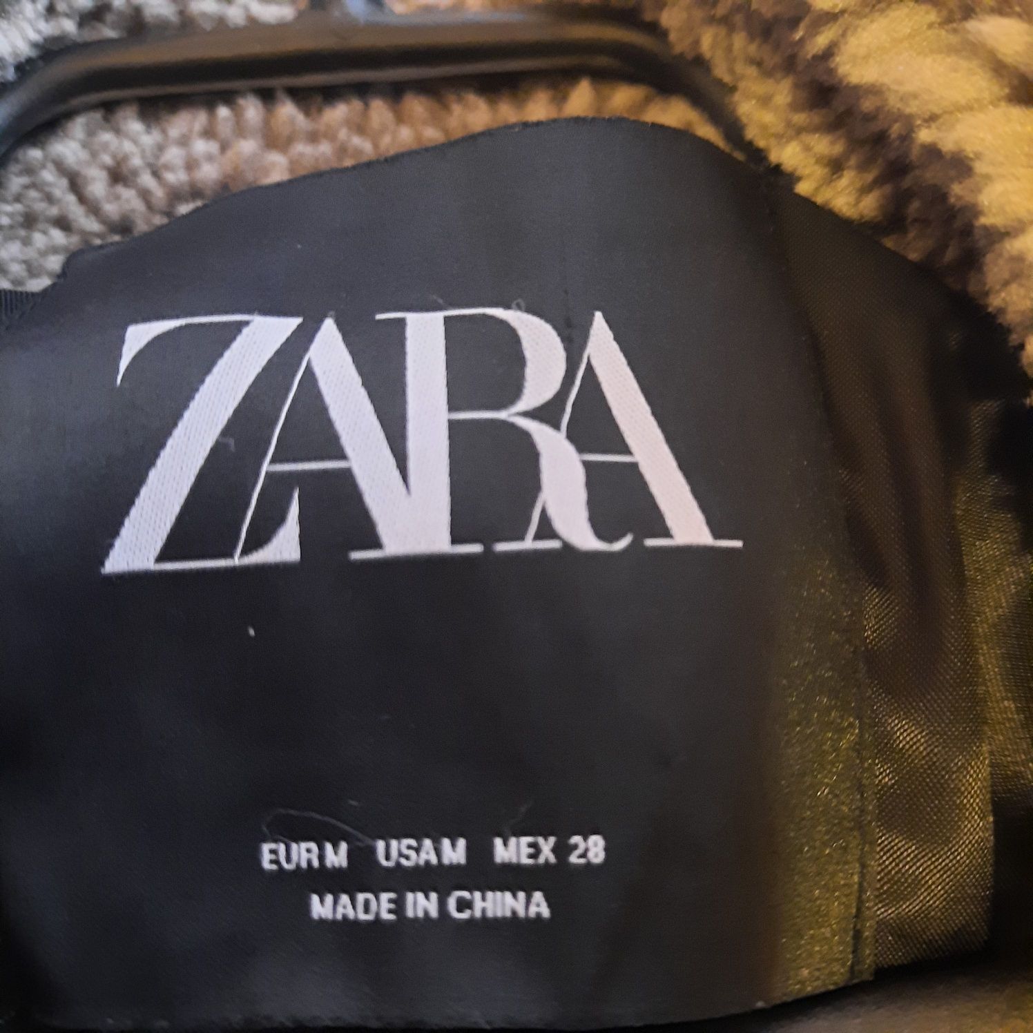 Палто ново на Zara