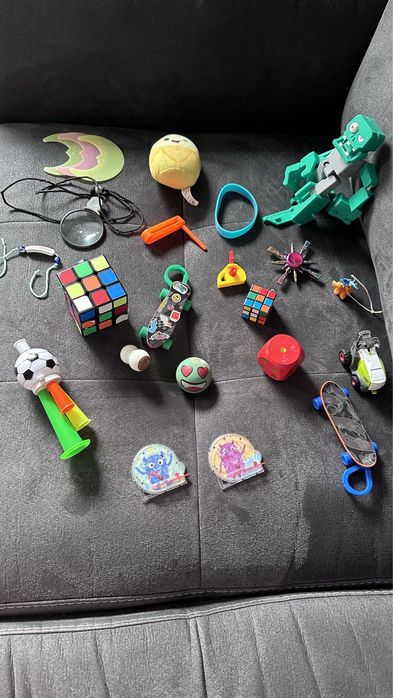 Различни играчки