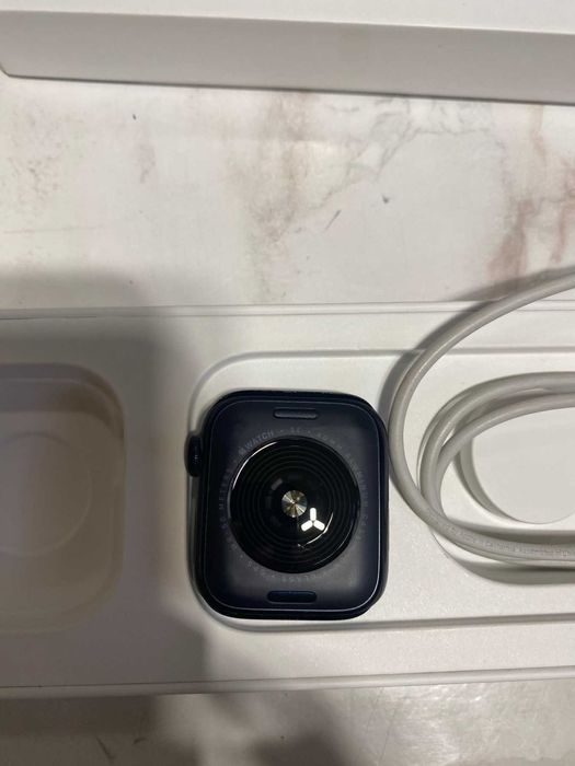 apple whach SE 2 - 40 мм - използван