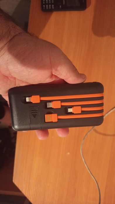 Продам срочно новый