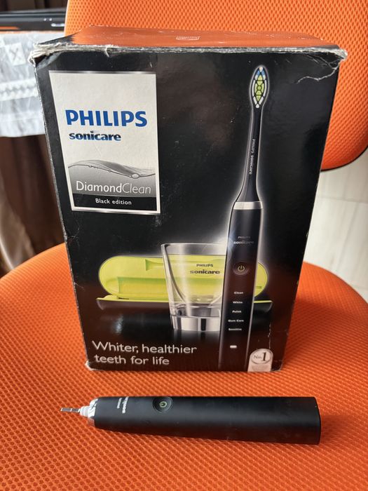 Електрическа четка за зъби Philips Sonicare Diamondclean 9000