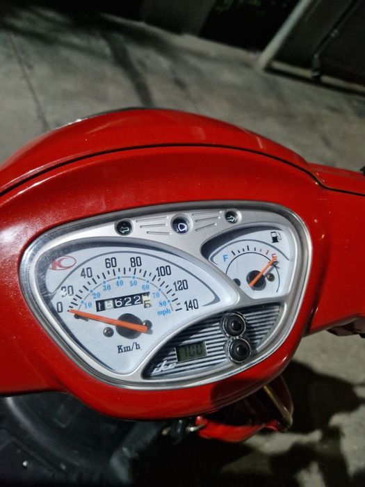 Scuter 125cc HYMCO 18k la bord