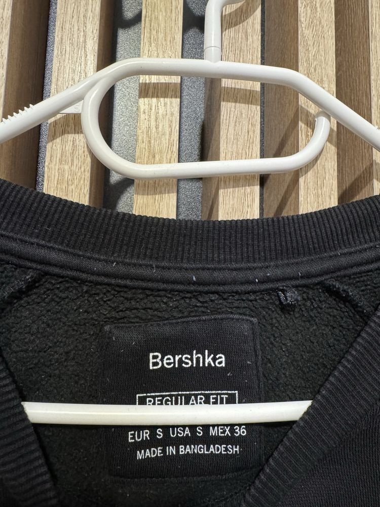 Hanorac Bershka barbati
