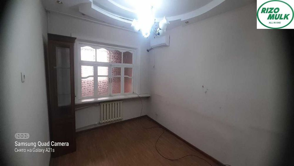 Учтепа туманида 3 хонали квартира сотилади. NR494/63