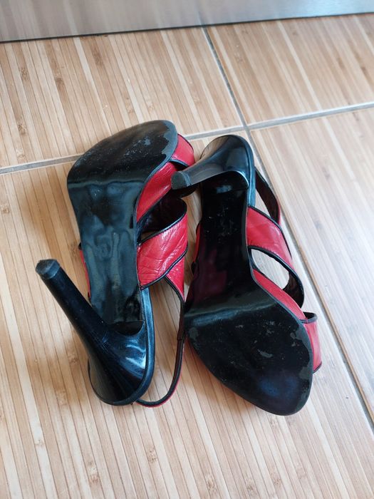 Sandale piele naturala rosie