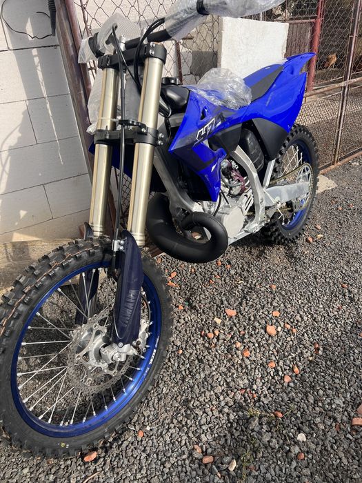 De vanzare Yamaha Yz250 GYTR 2023 NOU