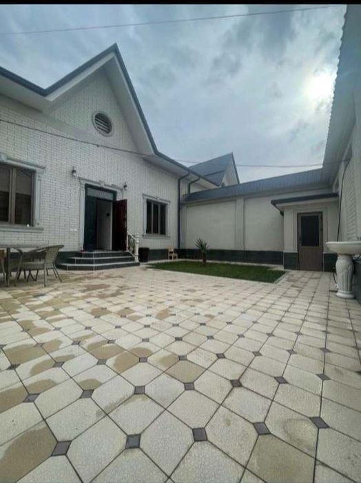 Аренда участка сергели узимники маклерсиз хамма шароитга эга янги уй