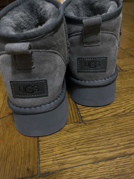 încălțăminte ugg gri