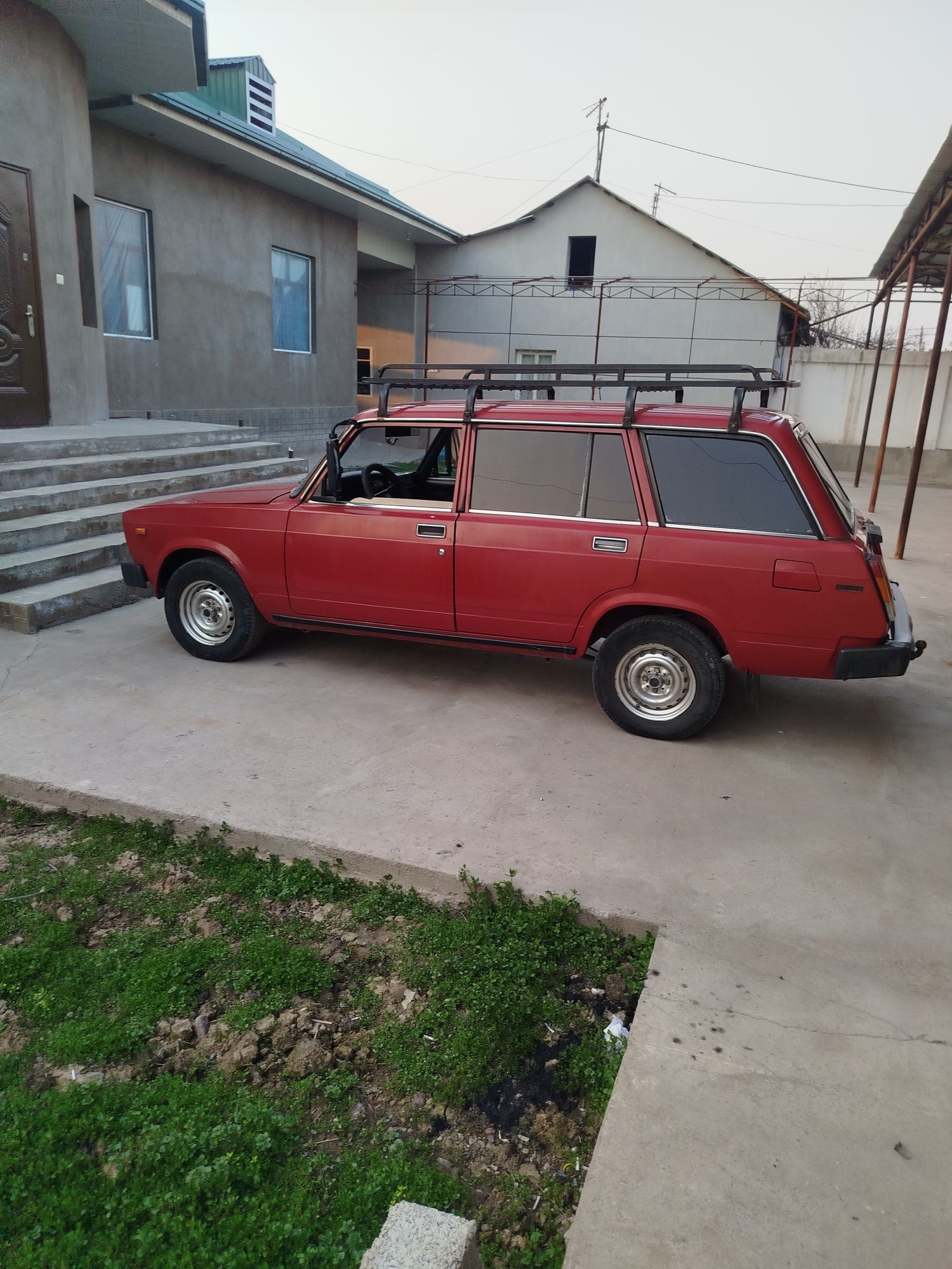 Продаю ваз 2104 хорошем состояние находу