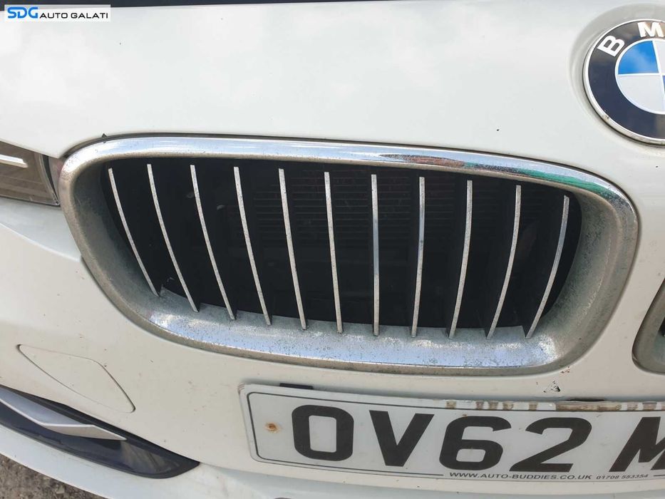 Nara Grila Radiator Dreapta de pe Bara Spoiler Fata BMW Seria 3 F30 F31 2010 - 2015 [C2271]