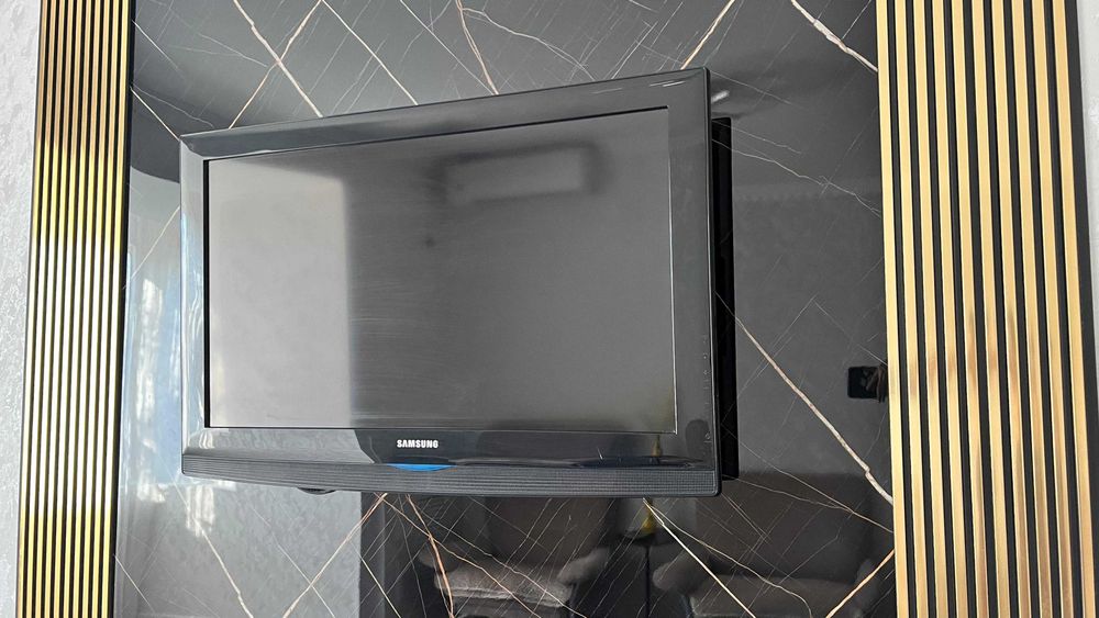 Телевизор самсунг