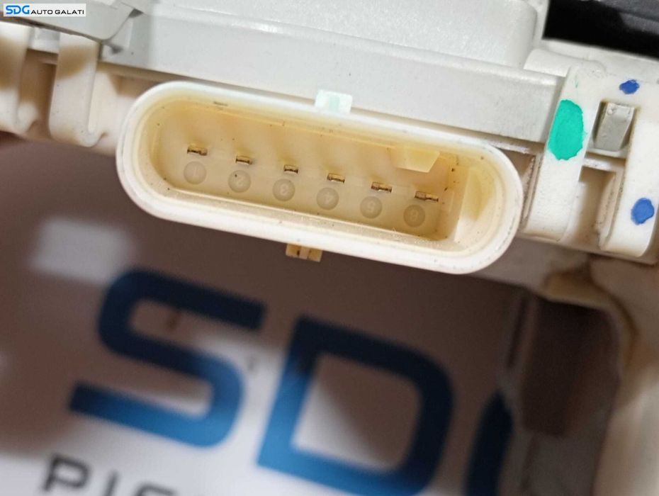 Incuietoare Broasca pentru Usa Portiera Dreapta Fata Audi A5 8T 2008 - 2017 Cod JA6-8J1-837-016-C JA68J1837016C [M6405]