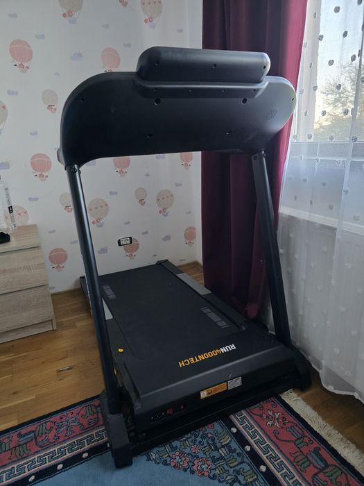 Banda de alergat electrica PROGRESSIVE RUN4000NTECH,