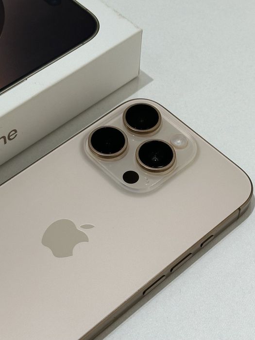 Айфон 16 про 256 Еас