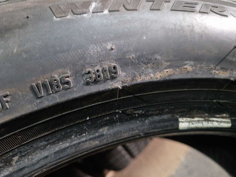 4 Pirelli R19 245/50
зимни гуми Runflat 
DOT3819