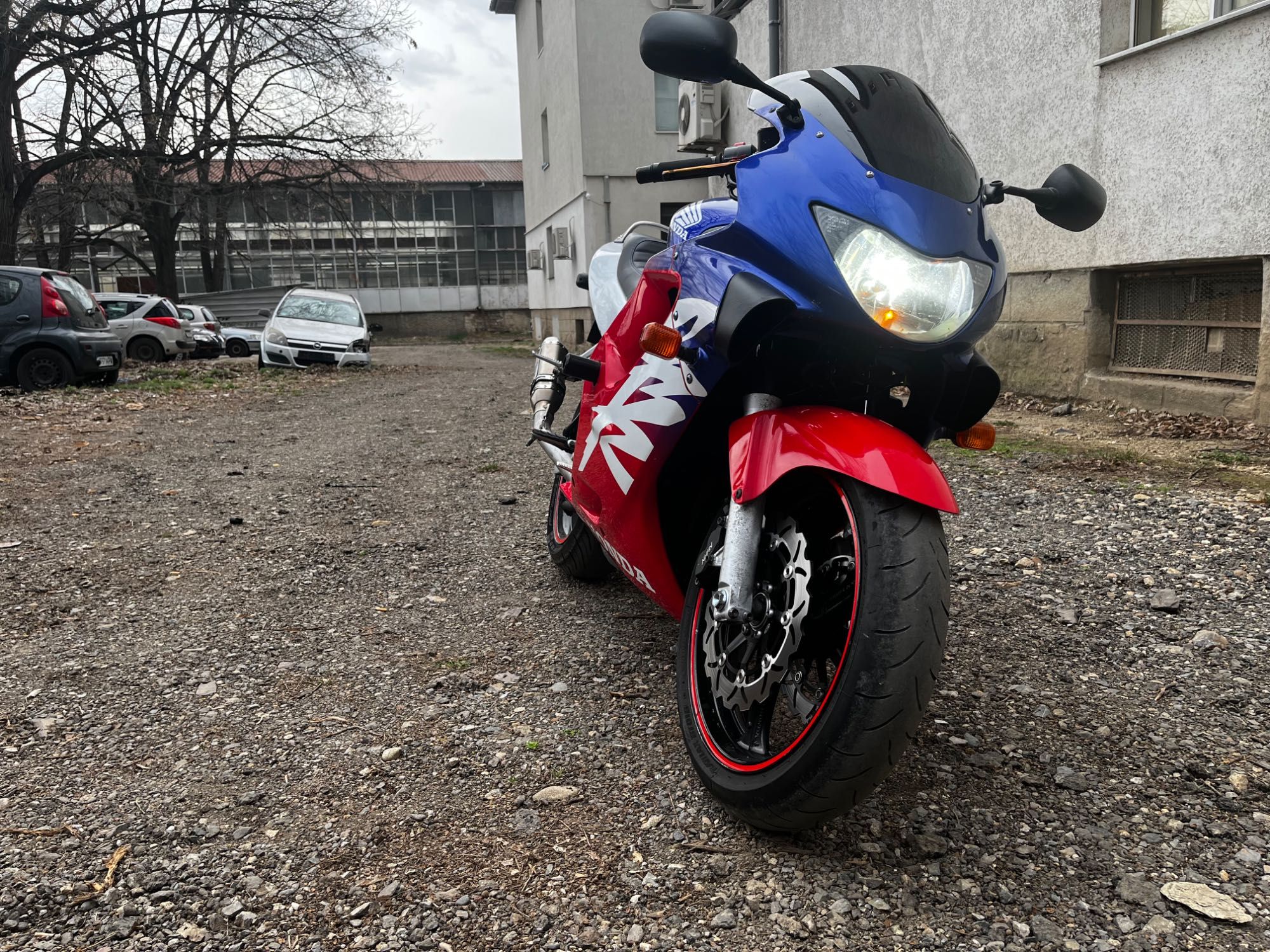 Honda cbr 600 f4