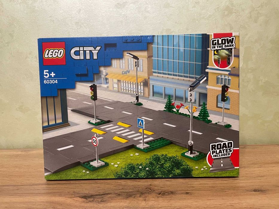 Lego City 60304: Перекрёсток (дорожные пластины)