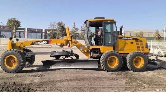 Продаются автогрейдеры XCMG GR2153