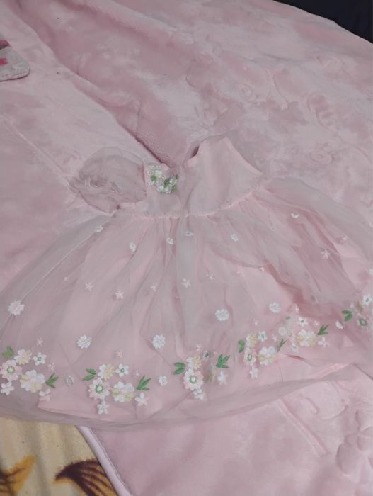 Бебешки дрешки за момиченце