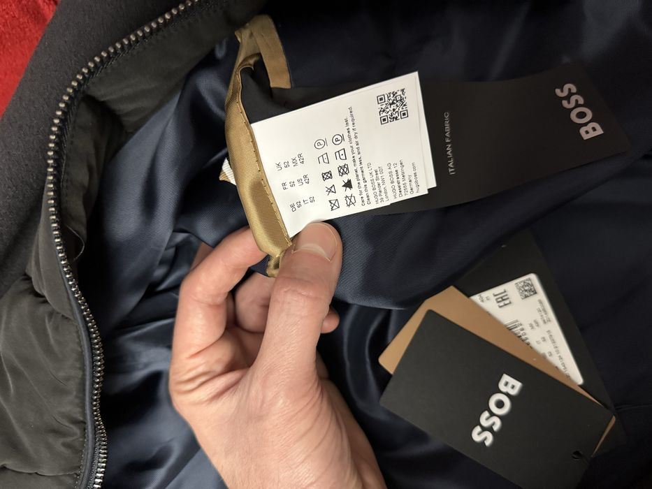 Palton lana Hugo Boss nou, cu eticheta, marimea 52 slim fit (M L )