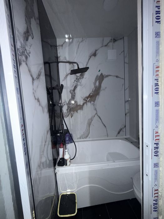 Srochna sotiladi kvartira bektemir tumanidaqoyluga yaqin metroga yaqin