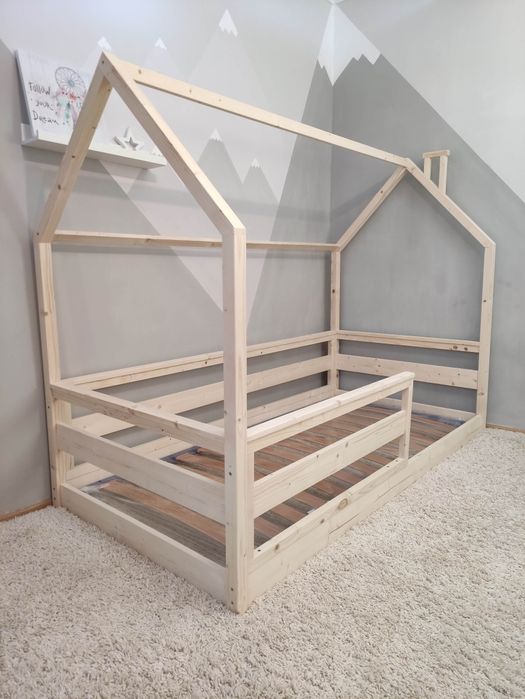 Модел: "ПЕПИ" | Детско легло къщичка в стил Монтесори