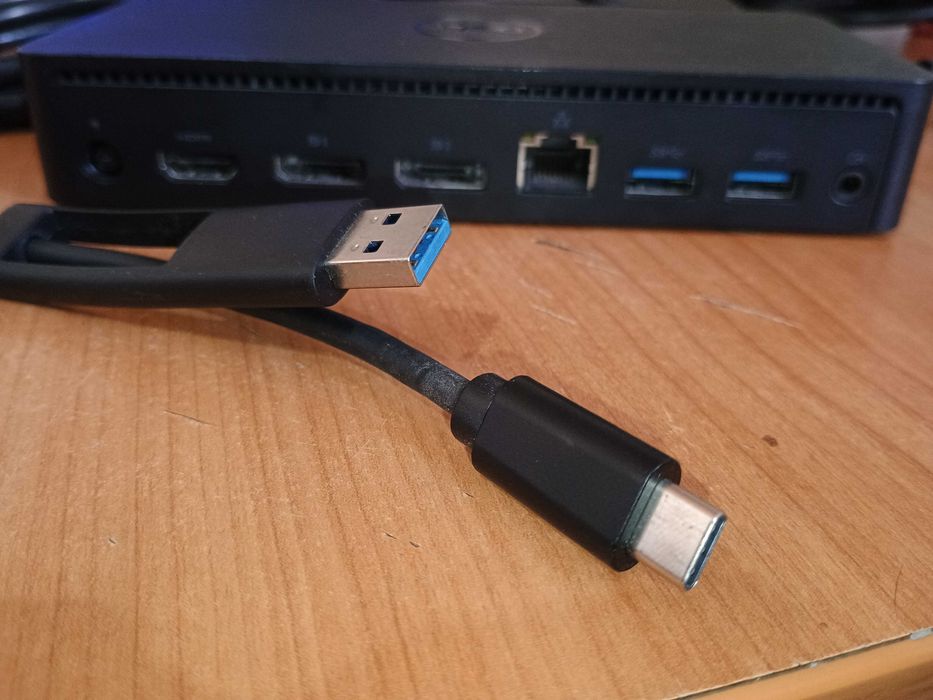 Dell D6000 - Stație de andocare (USB-C) + Adaptor 130W