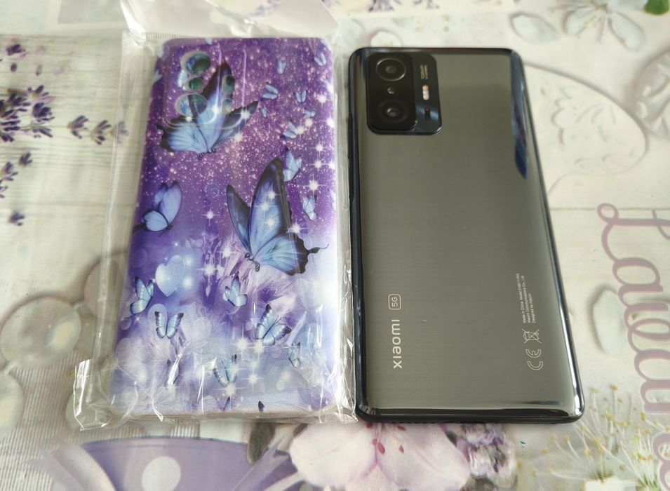 Продавам Телефон Xiaomi 11t