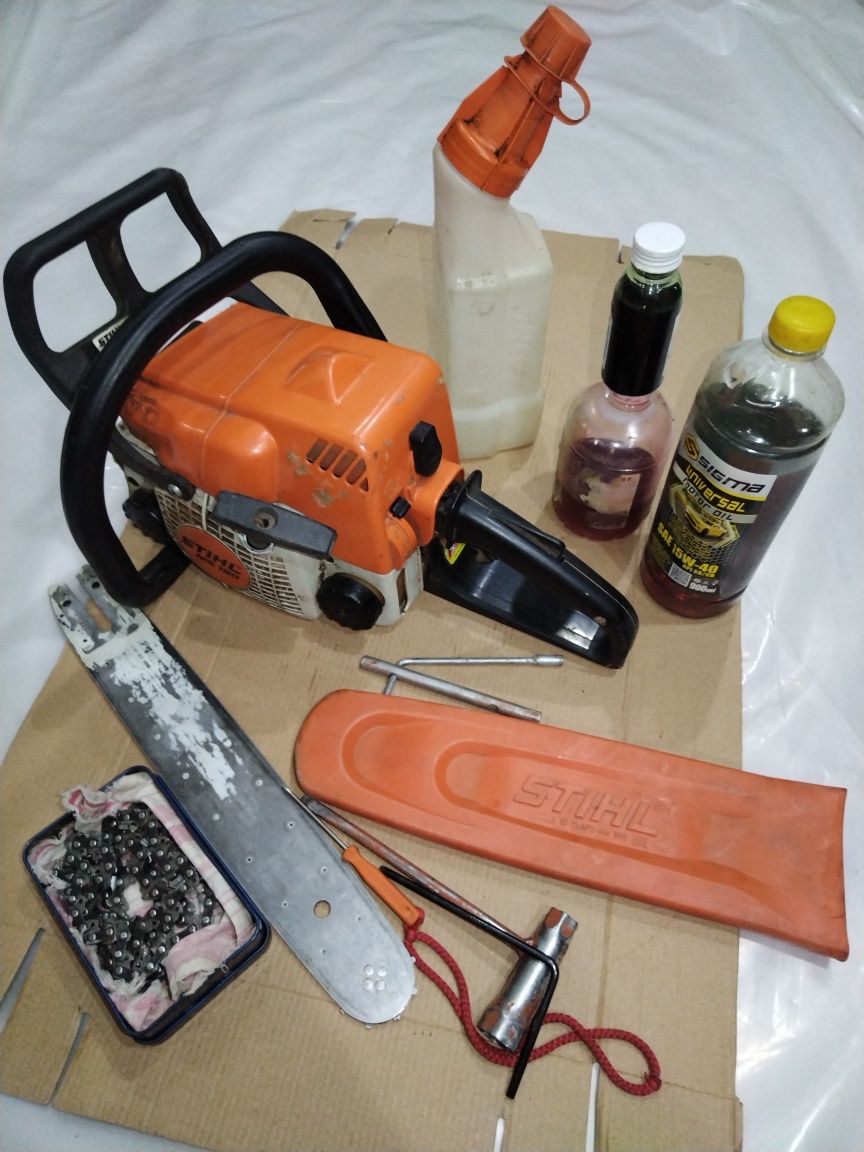 Бензопила STIHL MS 180.