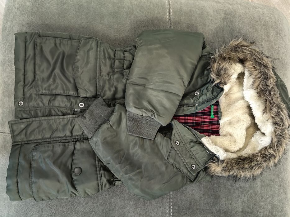 Детско яке на Benetton