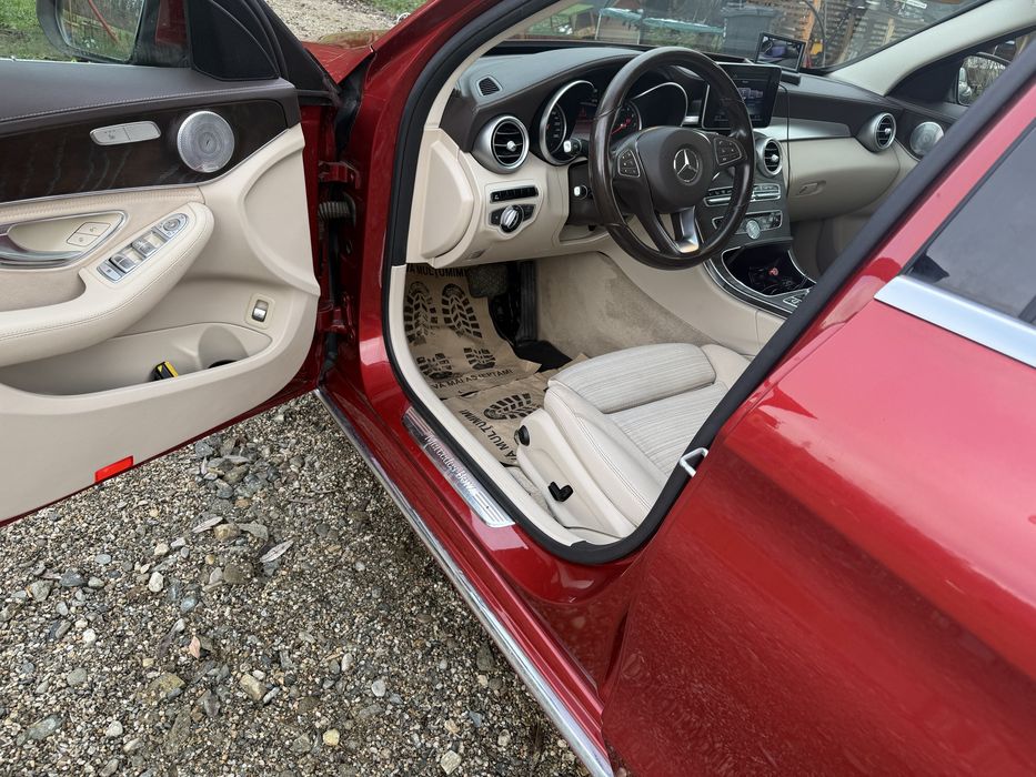 Mercedes-Benz C350e 279CP automata 7G-tronic