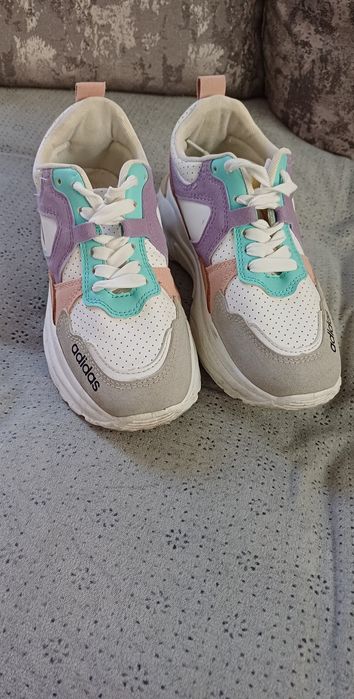 Маратонки 37 номер