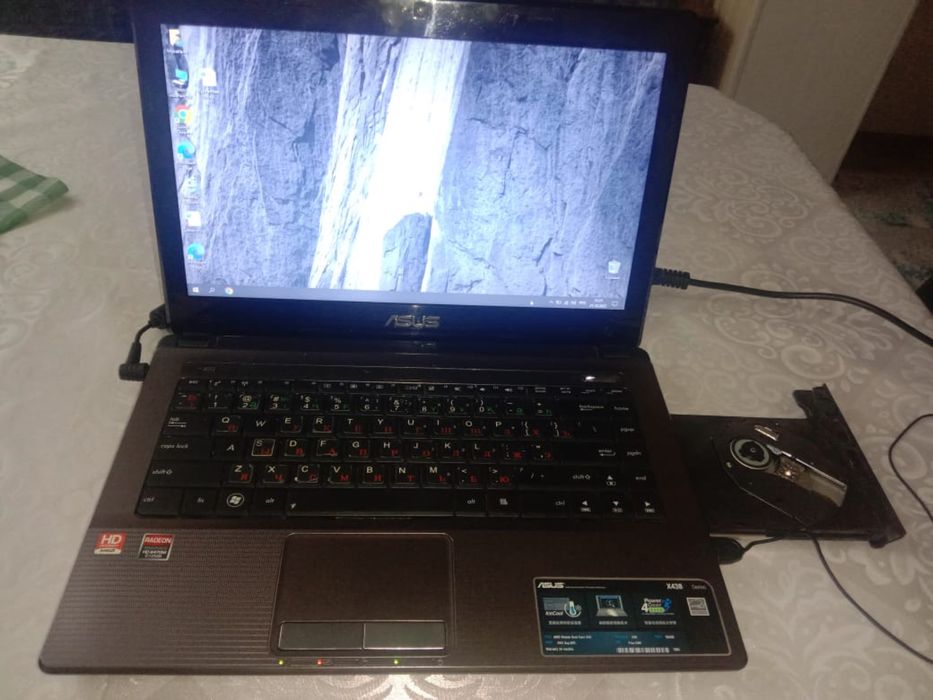 Ноутбук Asus