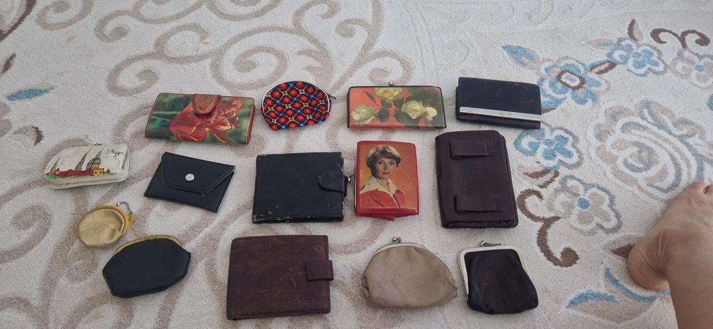 Продаются кошельки