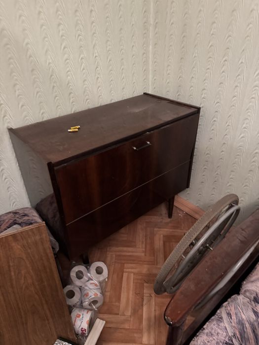 Тумба / комод.