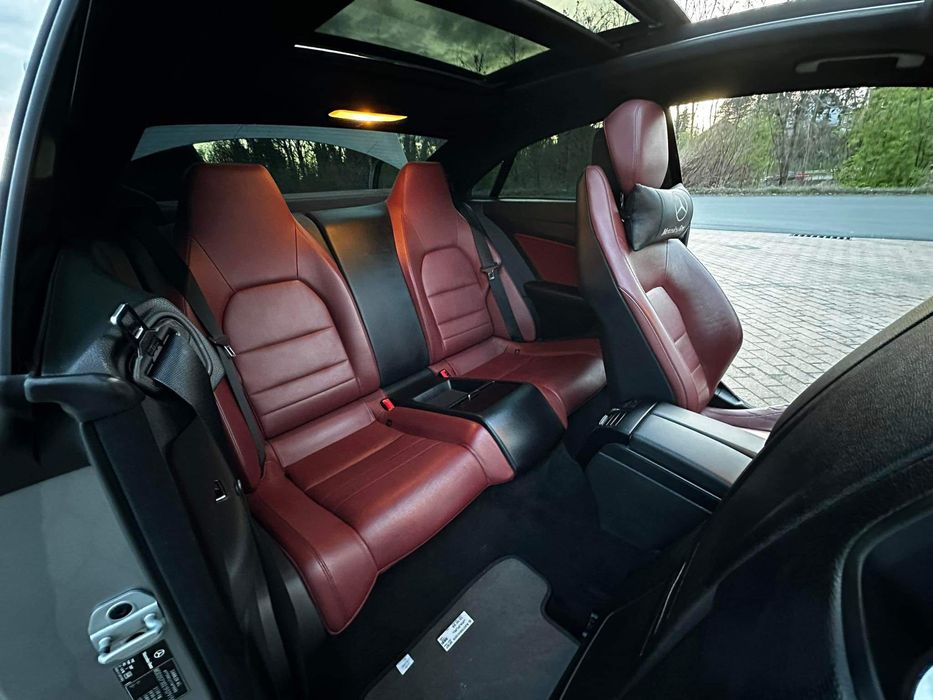 Мерцедес Mercedes E220