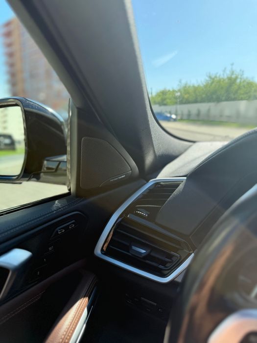 Vând x6 ozn 2022 impecabil pachet M  accept test fără daune km 80000