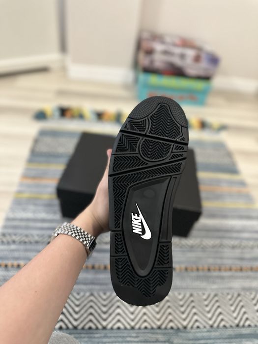 Jordan 4 Black Cats 2025