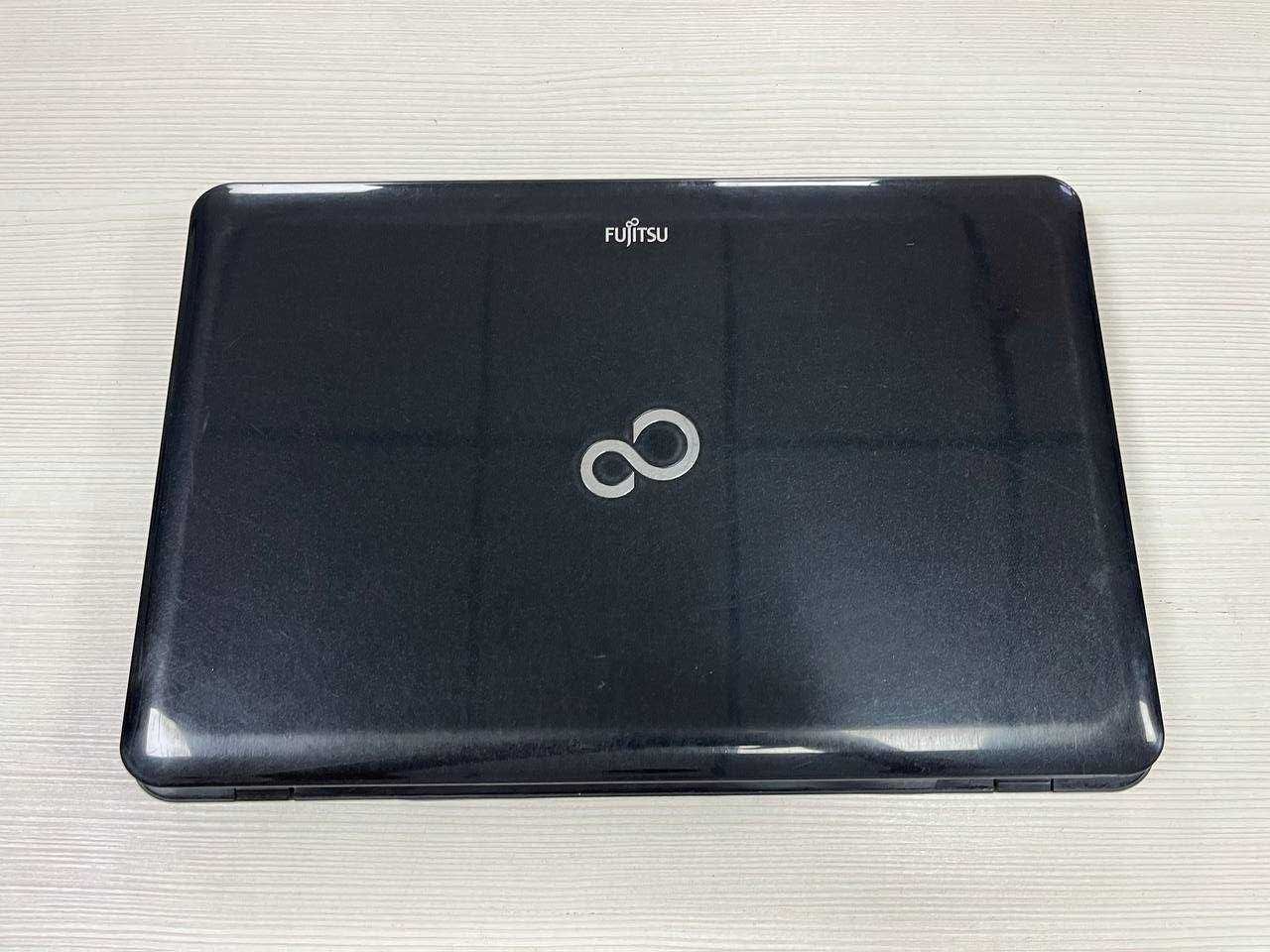 Рабочий ноутбук по доступной цене Fujitsu Core i3*ОЗУ 4*HDd 320