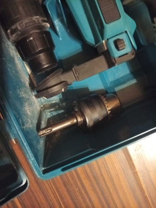 Перфоратор Makita Hr2652 с прахоулавящ накр.