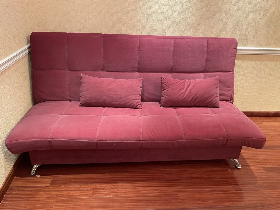 Диван в гостиную